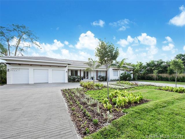 6900 90 Street - Photo 1