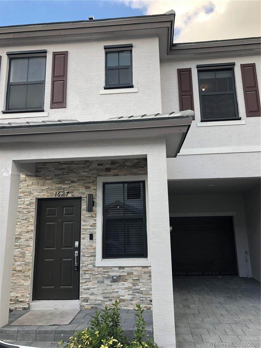 1627 29th Street - Photo 1