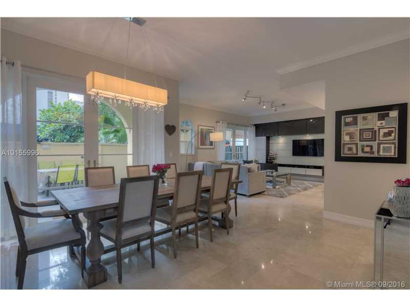 18345 NE 30th Pl #18345, Aventura, FL 33160 (MLS #A10155996) :: United Realty Group