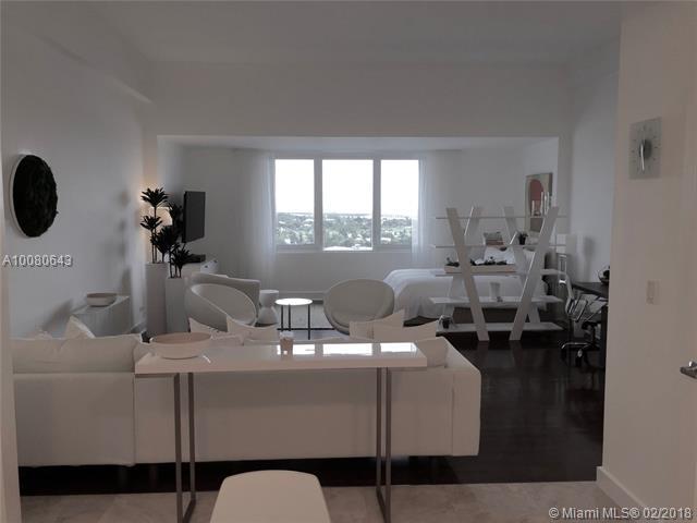 2301 Collins Ave - Photo 1