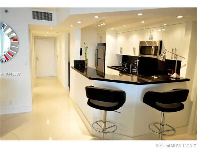 1717 Bayshore Dr - Photo 1