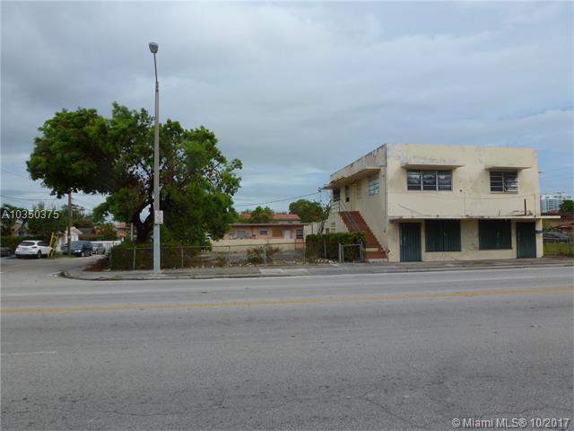 2241 7th St - Photo 1