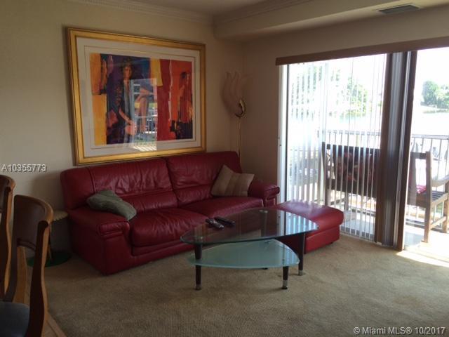 400 Northlake Court - Photo 1