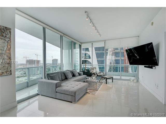 900 Biscayne Blvd - Photo 1