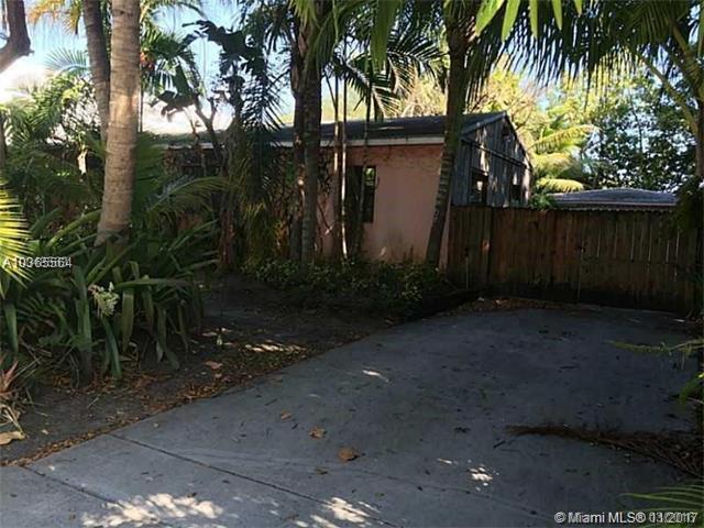 6465 84th St - Photo 1
