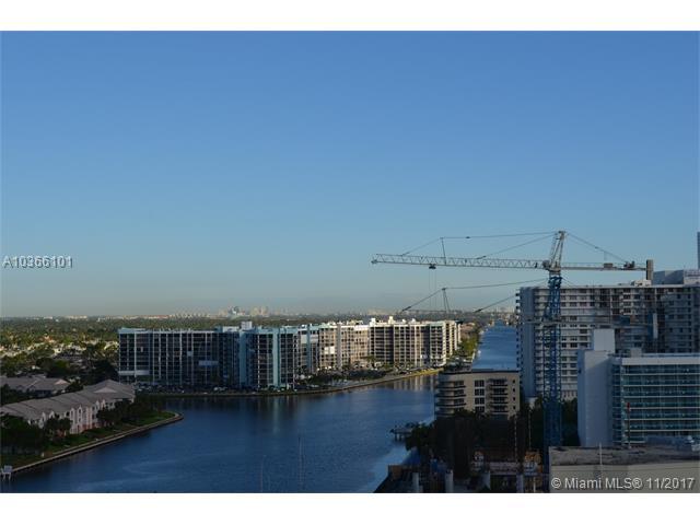 1833 Ocean Dr - Photo 1