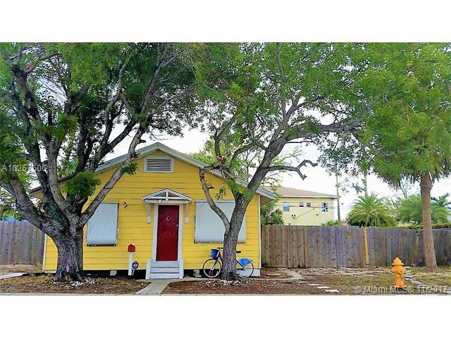1603 N St - Photo 1