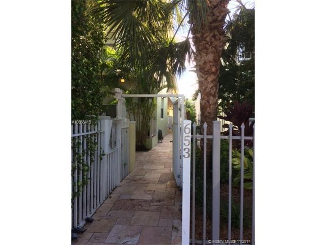 653 Michigan Av - Photo 1