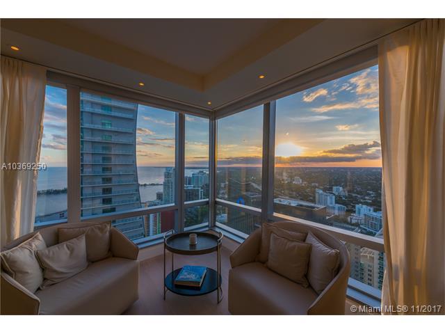 1425 Brickell Ave - Photo 1