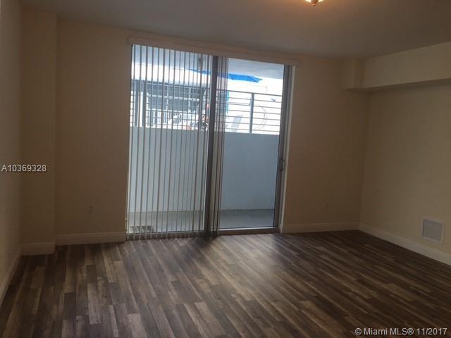 3339 Virginia St - Photo 1