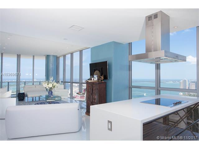 1100 Biscayne - Photo 1