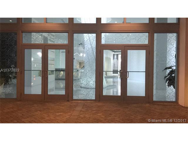 350 Miami Ave - Photo 1