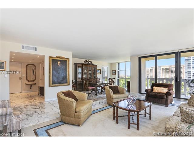 1121 Crandon Blvd - Photo 1