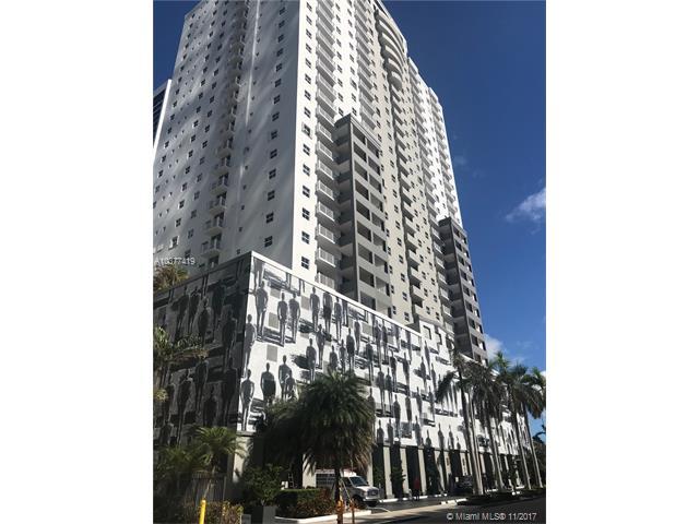 185 14th Ter - Photo 1