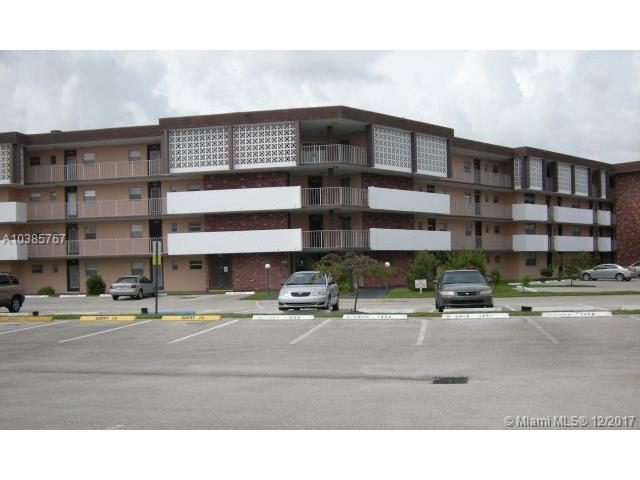2901 46th Ave - Photo 1