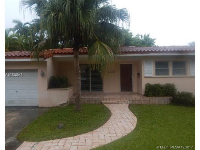 1525 Palancia Ave - Photo 1