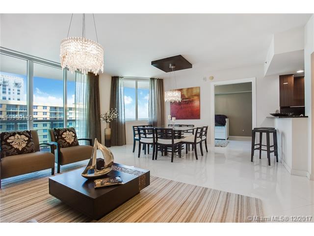 2711 Ocean Dr - Photo 1
