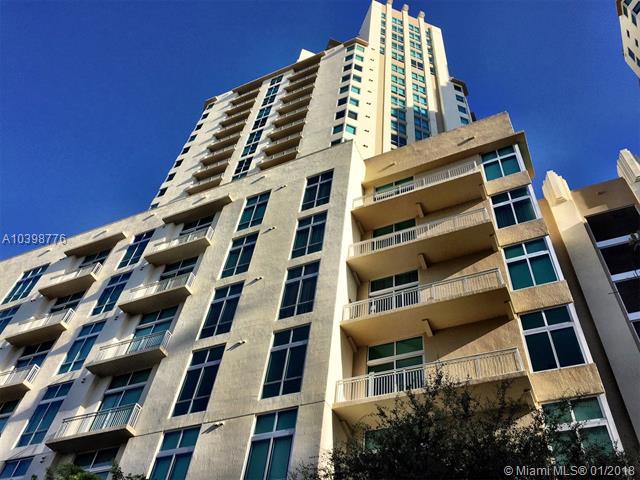 9055 73rd Ct - Photo 1