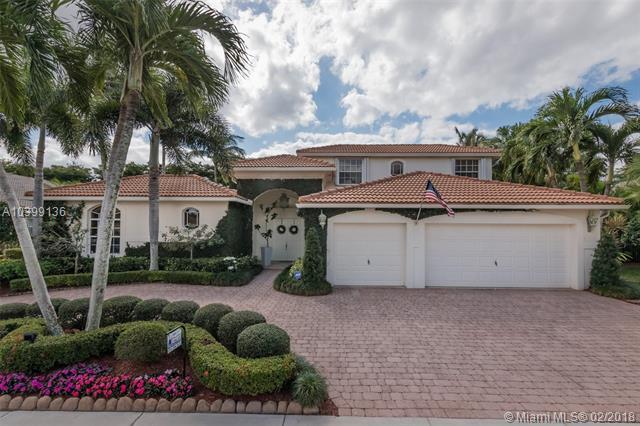 2561 Montclaire Cir - Photo 1
