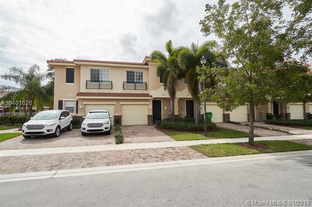 263 Las Brisas Circle - Photo 1