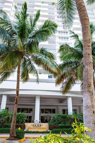 100 Lincoln Rd - Photo 1