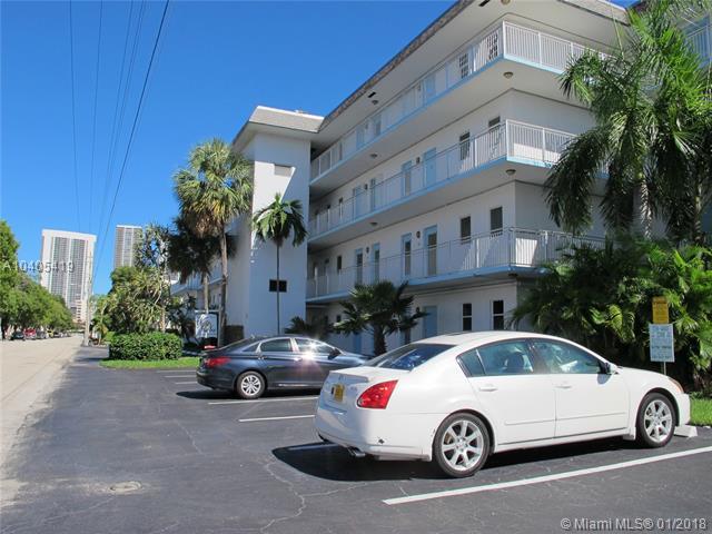 2200 Diana Dr - Photo 1
