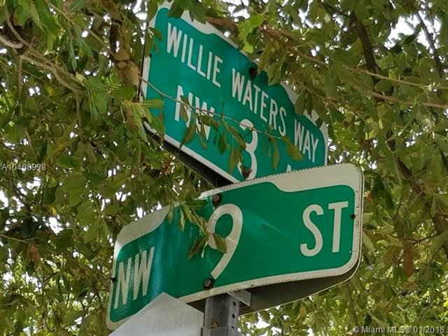 266 9th St - Photo 1