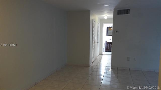 1498 Jefferson Ave - Photo 1
