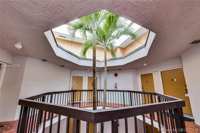9407 Fontainebleau Blvd - Photo 1