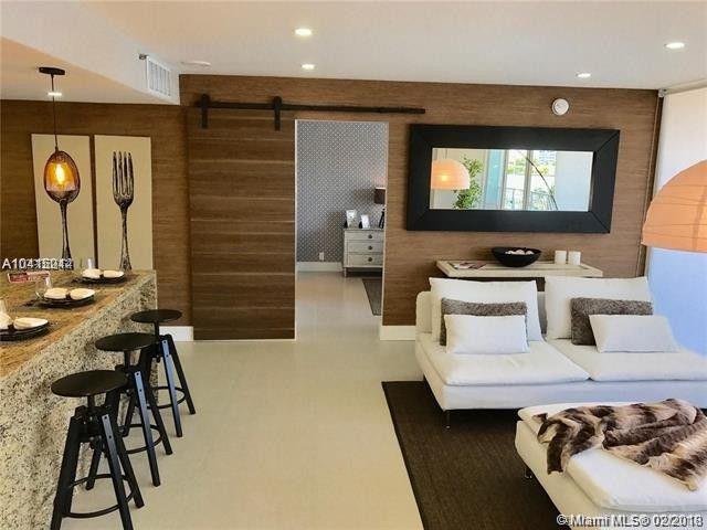 7601 Treasure Dr - Photo 1