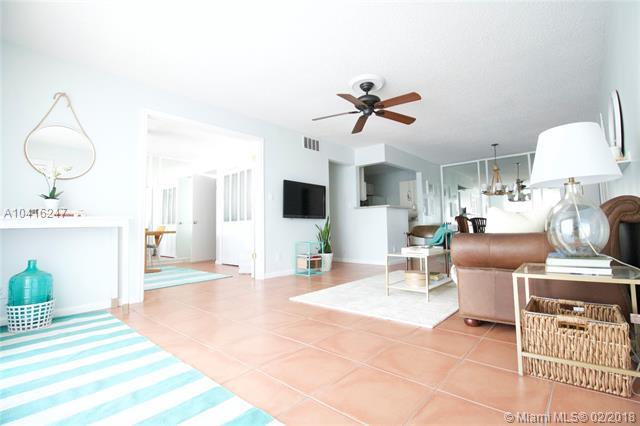 6463 Bay Club Dr - Photo 1