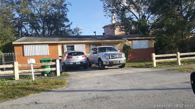 2321 92nd St - Photo 1