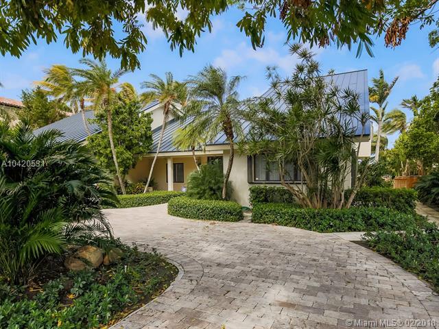 735 Mashta Dr - Photo 1