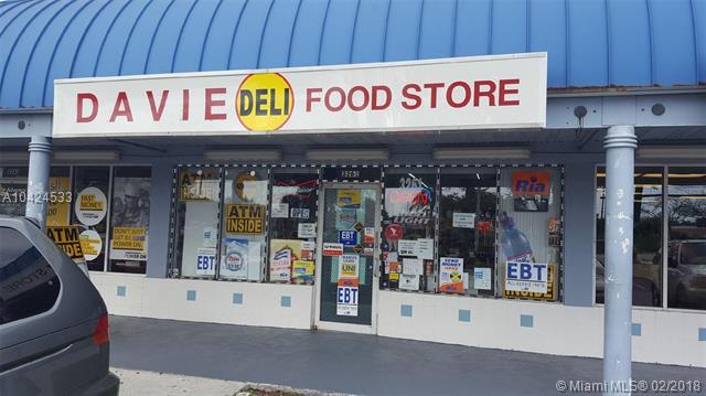 3261 Davie Blvd - Photo 1