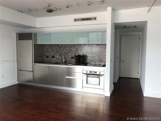 1040 Biscayne Blvd - Photo 1