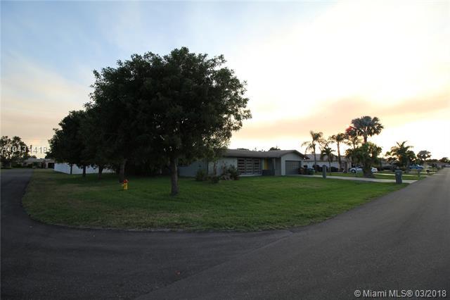1228 25th Ln - Photo 1