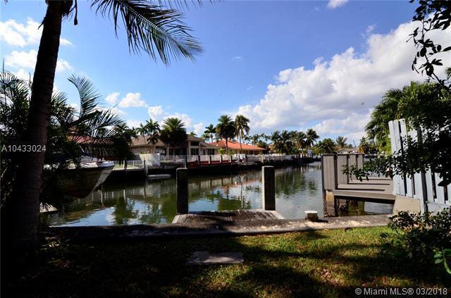 16400 35 AVE - Photo 1