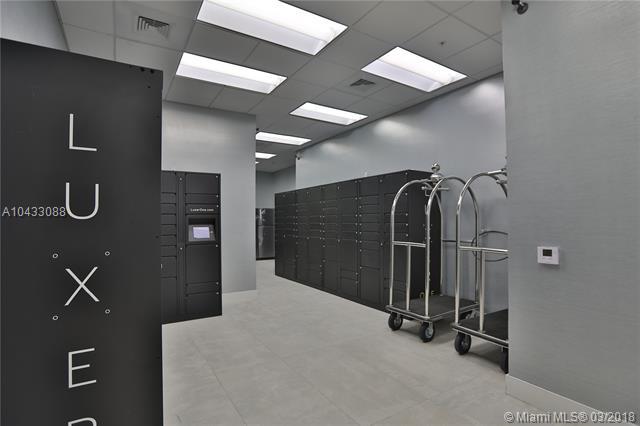 8215 72 Avenue - Photo 1