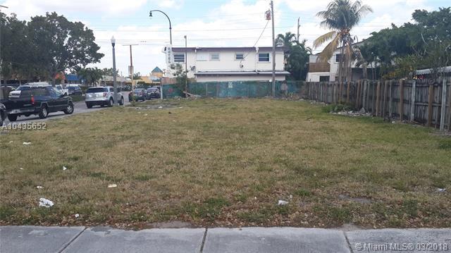 1201 Palm Ave - Photo 1
