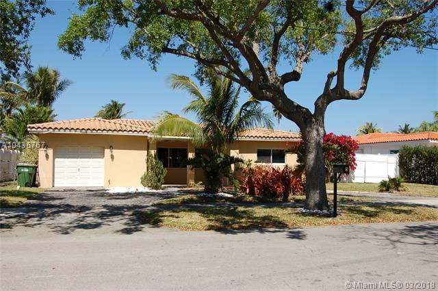 2035 Hibiscus Dr - Photo 1