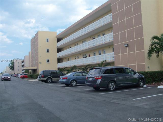202 10th St - Photo 1