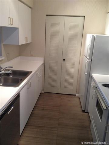 19501 Country Club Dr - Photo 1