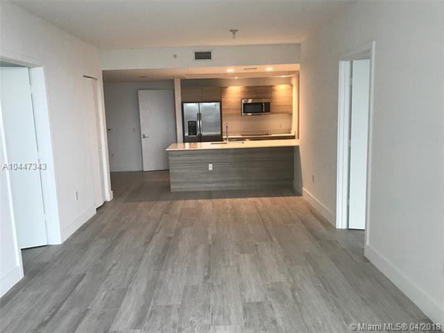 121 34 ST - Photo 1