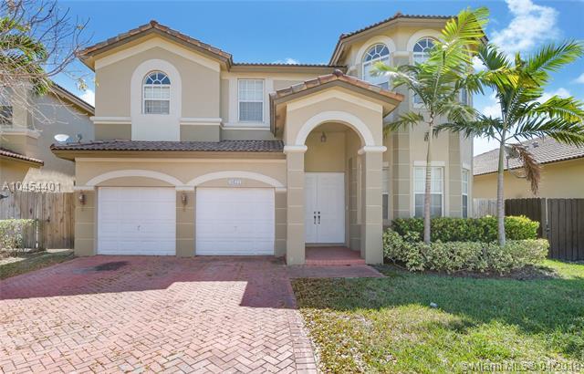 8423 110 Ave - Photo 1