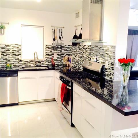 525 Meridian Ave - Photo 1
