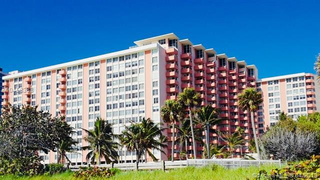 2899 Collins Ave - Photo 1