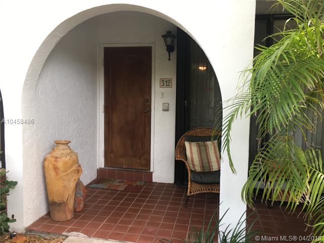 450 Grapetree Dr - Photo 1