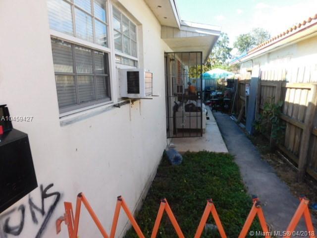 3521 26th St - Photo 1