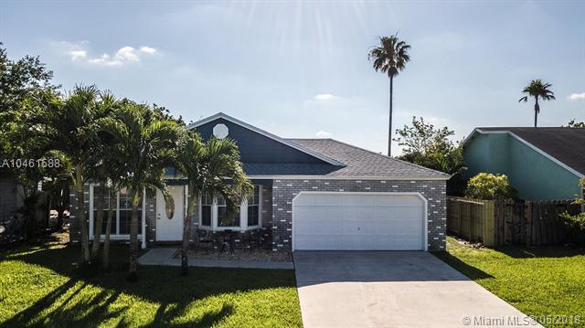 970 135th Way - Photo 1