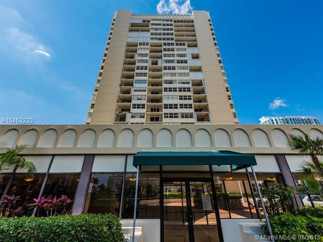 1904 Ocean Dr - Photo 1
